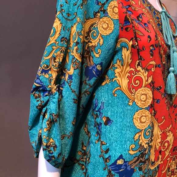 Scarf Pattern Tunic Dress - Picture 3 of 5